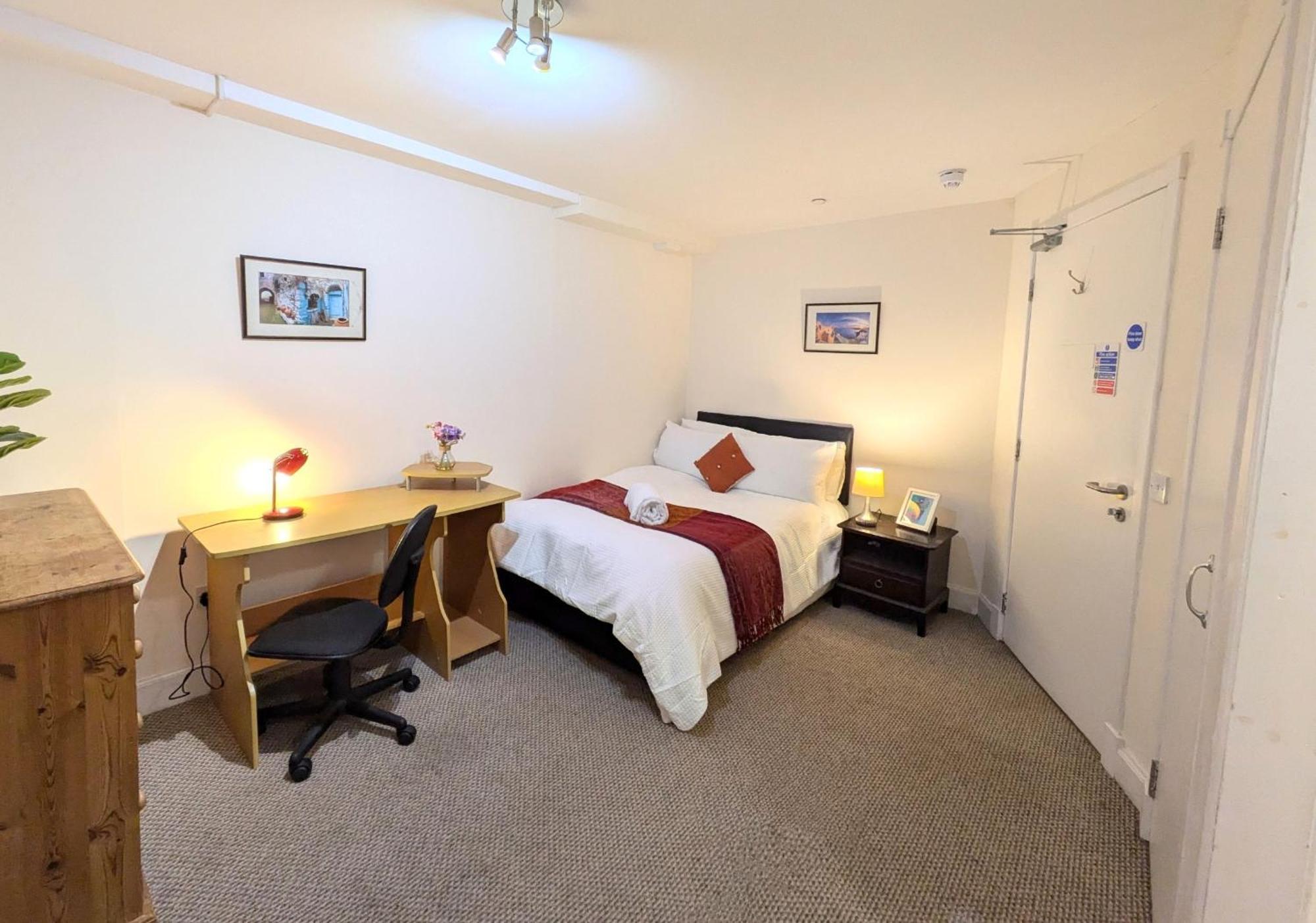 Hollybank - Ensuite Room & Use Of Large Shared Kitchen Dumfries Exterior foto